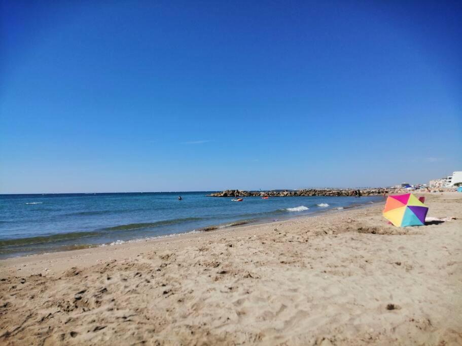 Un Sejour Les Pieds Dans L'Eau Apartment Palavas-les-Flots Exterior photo